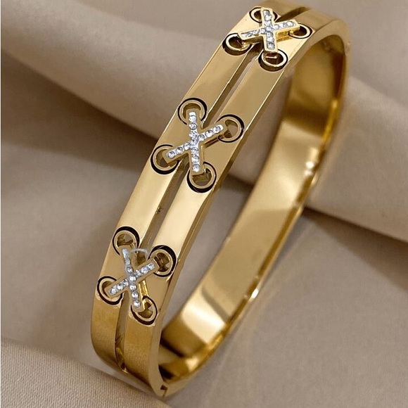 Jewelry - Elegant Gold Bracelet with Silver Accents